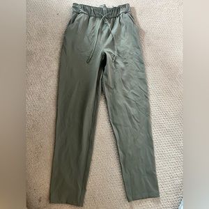 Lululemon pants